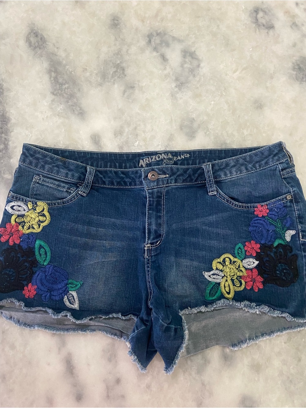 Arizona Jean Company Blue Denim Shorts with Multicolor Floral Embroidery